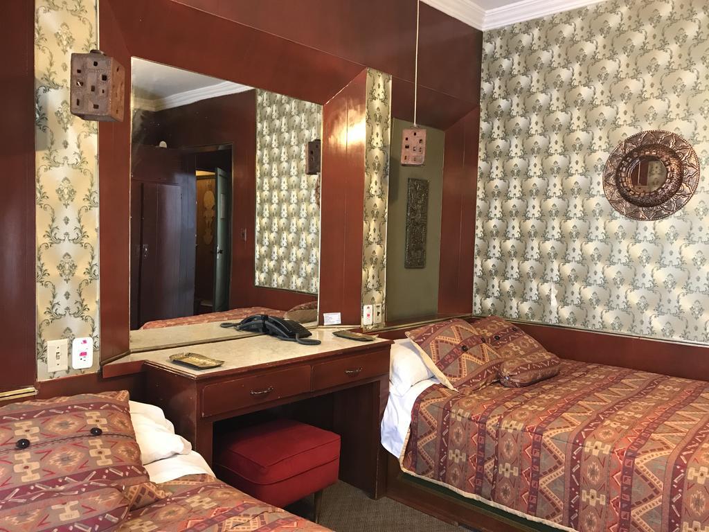 Hotel Inca Imperial Quito Esterno foto