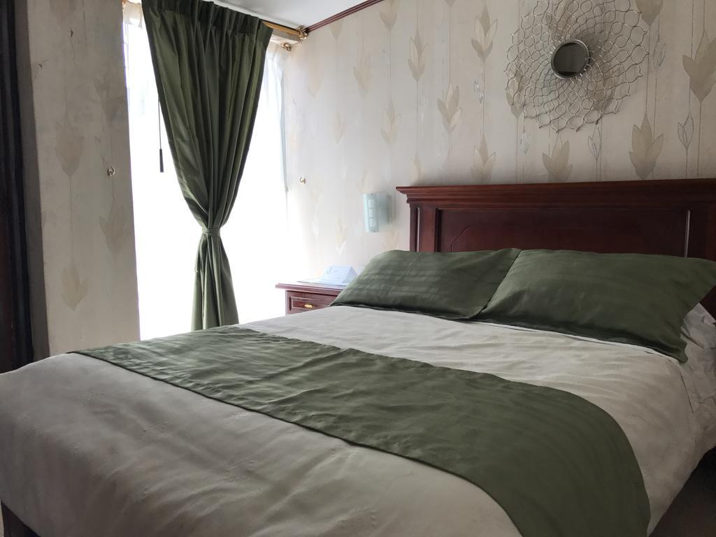 Hotel Inca Imperial Quito Esterno foto