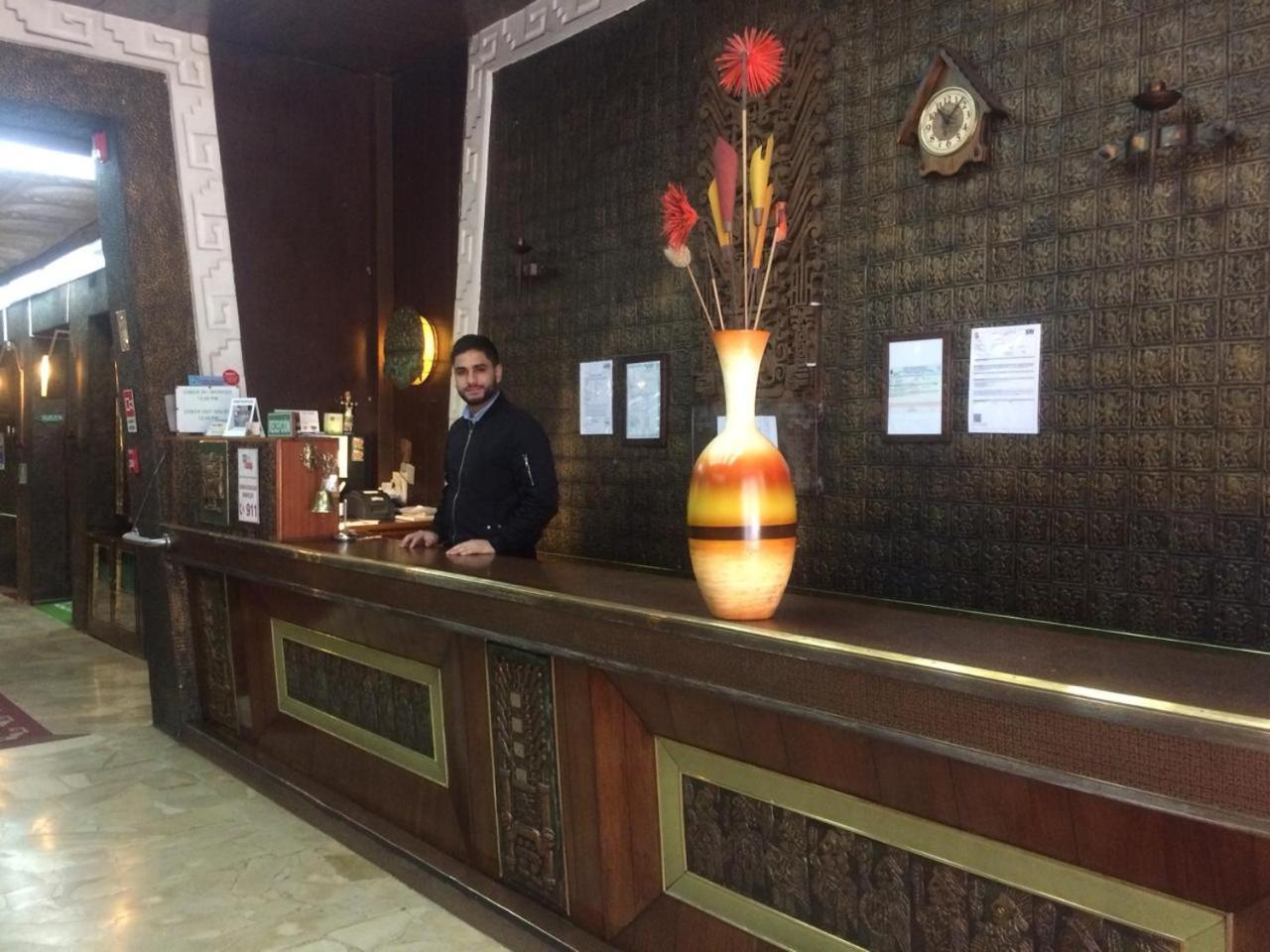 Hotel Inca Imperial Quito Esterno foto